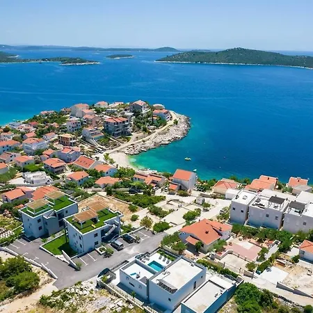 Luxury Heated Pool, 6 Persons, Jacuzzi, Sea View Villa *