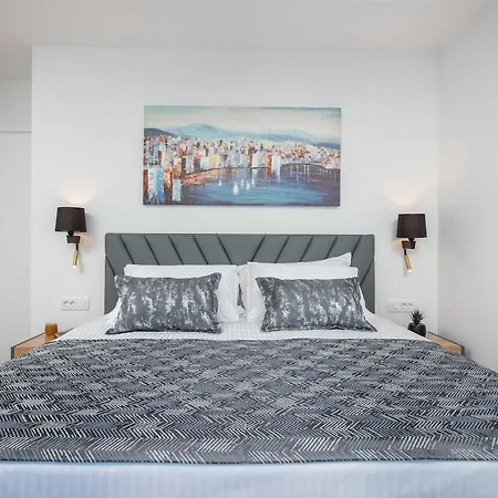 Luxury Heated Pool, 6 Persons, Jacuzzi, Sea View *