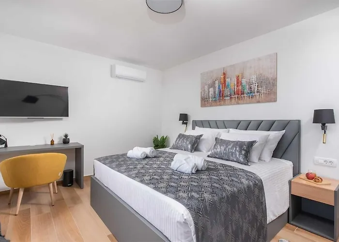 Luxury Heated Pool, 6 Persons, Jacuzzi, Sea View Villa Zaglavice