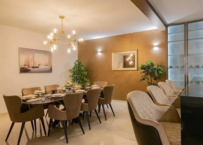 Luxury Heated Pool, 6 Persons, Jacuzzi, Sea View Villa