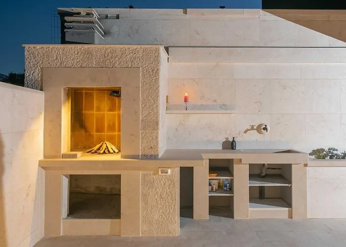 Villa Luxury Heated Pool, 6 Persons, Jacuzzi, Sea View *